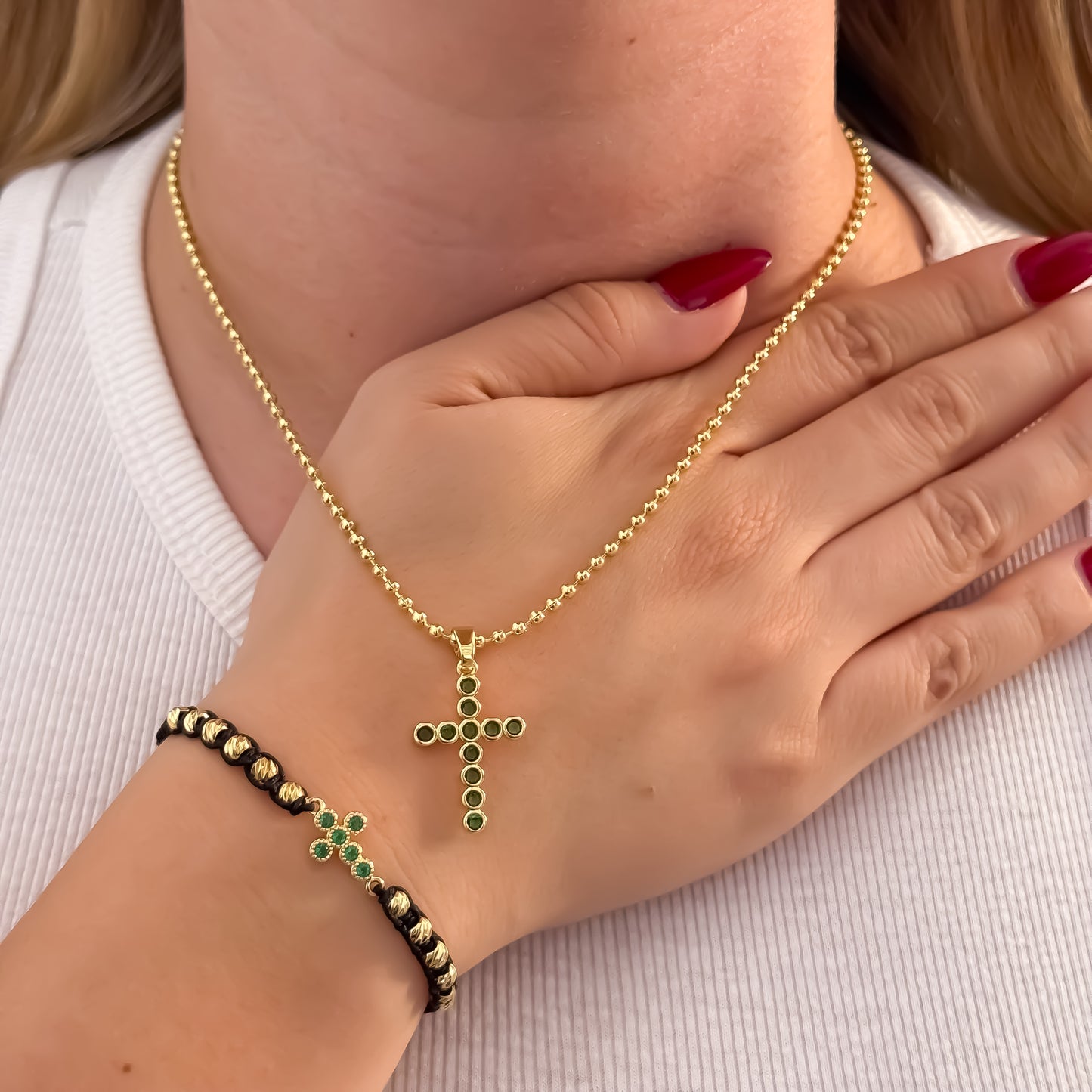 Cadena Tejido Militar de Dama de 45cm de 3mm + Cruz con Micro Circones Verde Esmeralda + Pulsera Cruz Verde Esmeralda en Balin italiano de 4mm en Oro Laminado 18k con Garantía de por vida