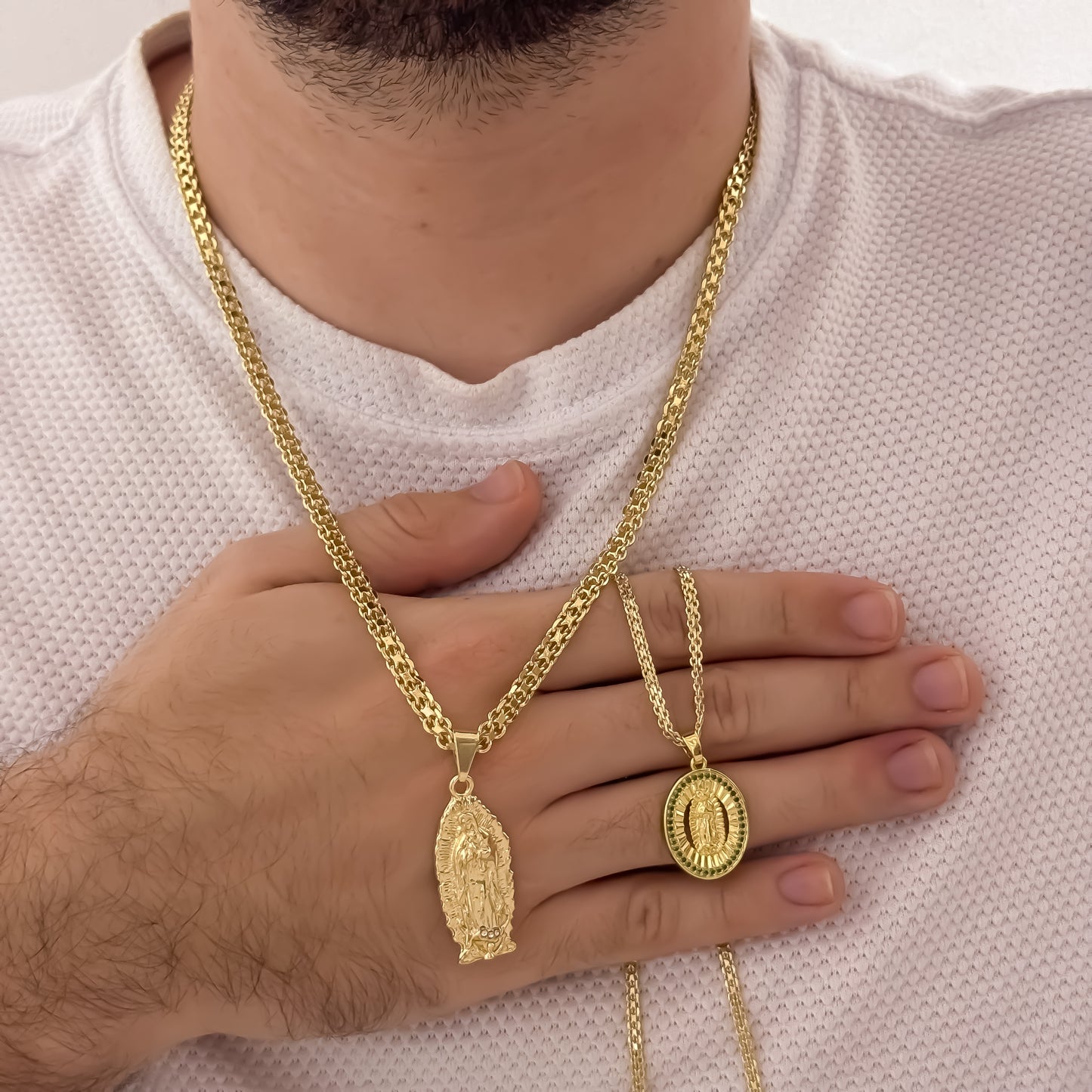 Promocion de Cadenas Para Parejas en Tejido Chino de Dama de 45cm + Hombre de 60cm con Dije de Virgen de Guadalupe Tallada en Oro Laminado 18k con Garantía de por vida