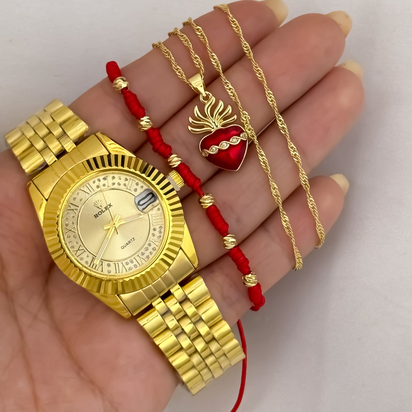 Cadena Tejido Singapur de Dama de 45cm + Corazon de Jesus + Pulsera de 7 Nudos en Balin de 4mm en Oro Laminado 18k con Garantia de por vida + Relox de Dama de Alta Calidad