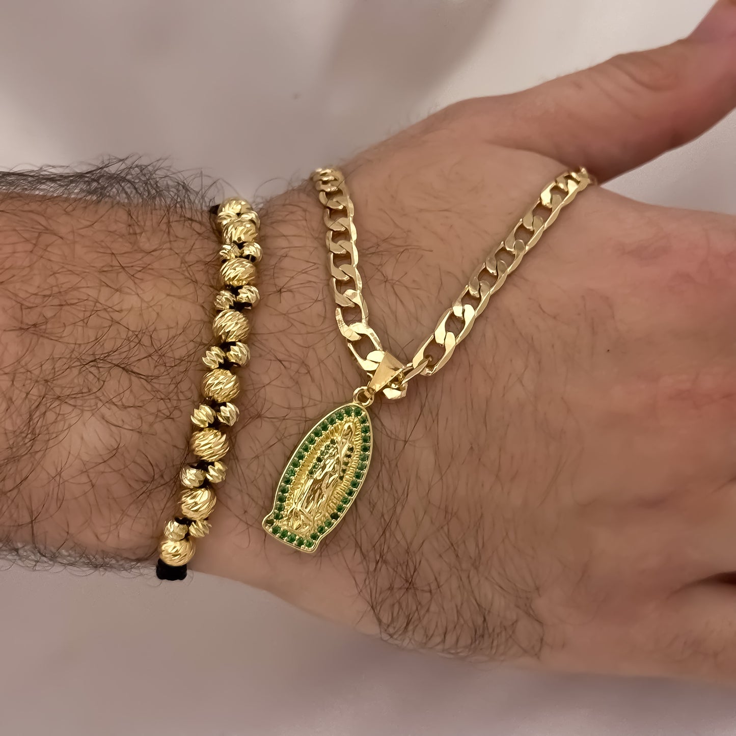Cadena Tejido Cubana Plana de 60cm de 5mm + Virgen de Guadalupe Tallada + Pulsera 3 Carriles en Balin Italiano en Oro Laminado 18k con Garantia de por vida