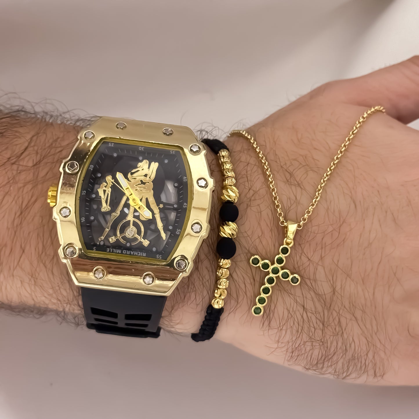 Cadena Cubana Delgada de Hombre de 60cm de 2mm + Cruz Micro Circones Verde + Pulsera Balin Italiano de 5mm + Reloj Hombre Richard en Oro Laminado 18k con Garantia de por vida