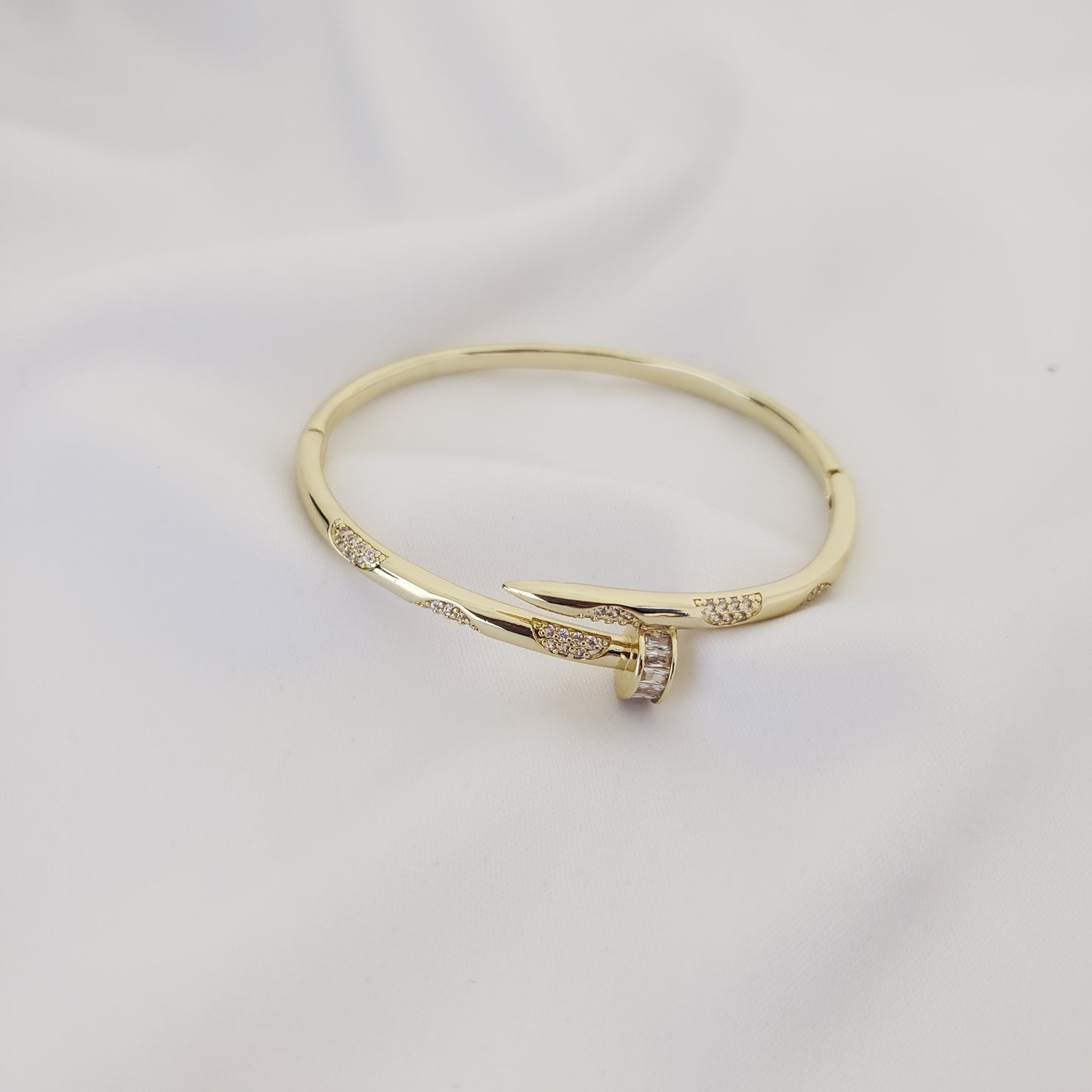 Pulsera Clavo Tejido Catier en Oro Laminado 18k  con Garantia de por Vida