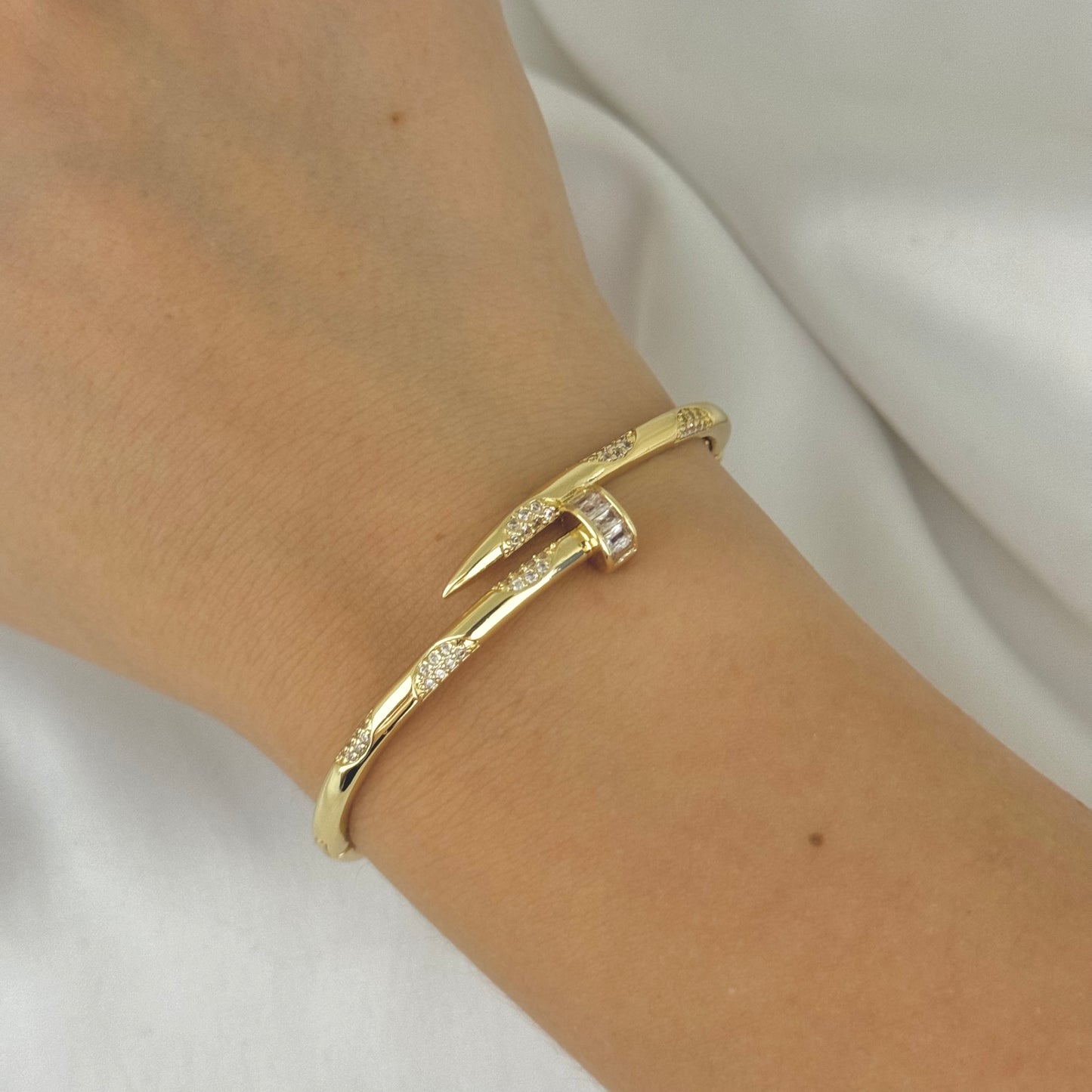 Pulsera Clavo Tejido Catier en Oro Laminado 18k  con Garantia de por Vida