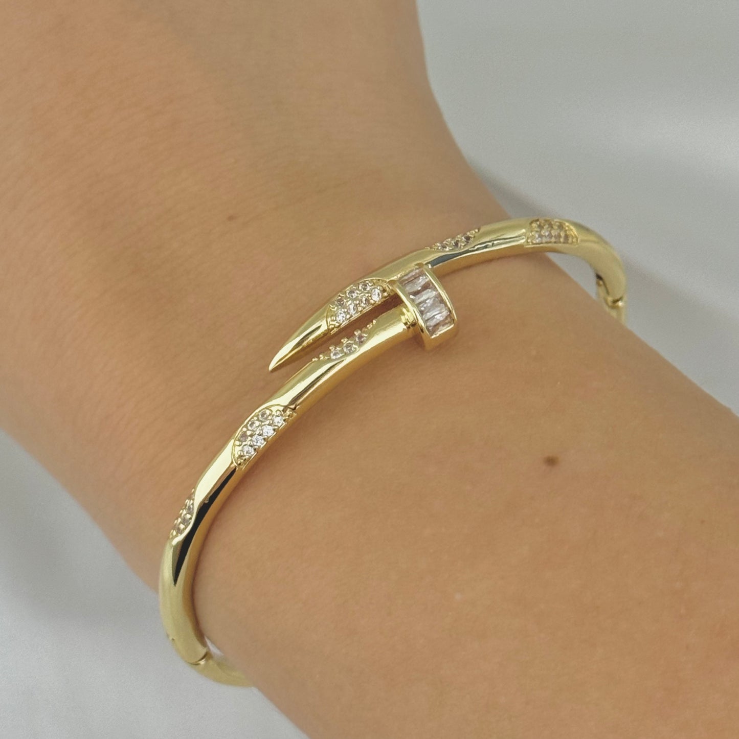 Pulsera Clavo Tejido Catier en Oro Laminado 18k  con Garantia de por Vida