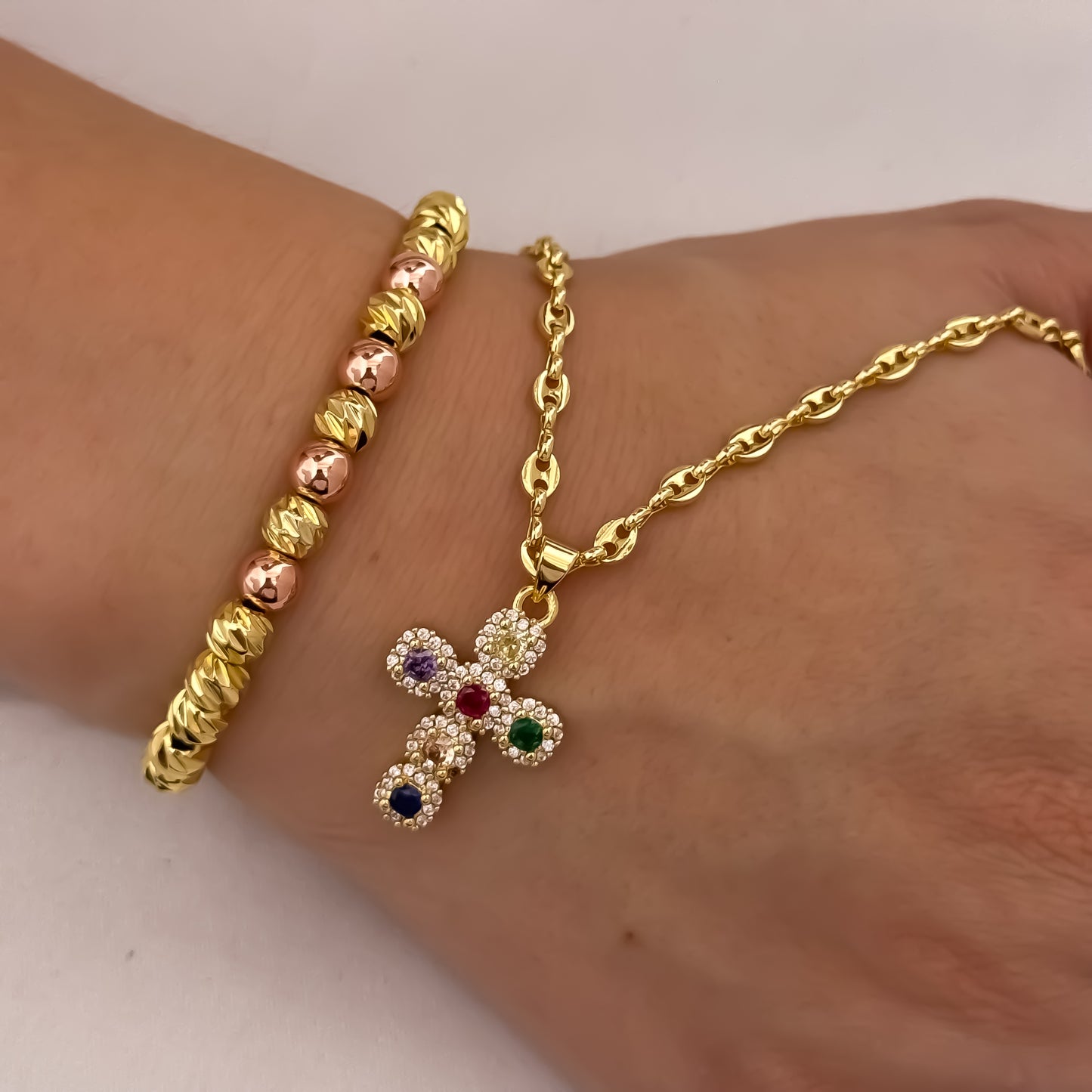 Cadena Tejido Gucci de Dama de 45cm de 3mm + Cruz Micro Circones de Colores + Pulseras Balin Italiano  6mm Y Oro Rosa en Oro Laminado 18k con Garantia de por vida