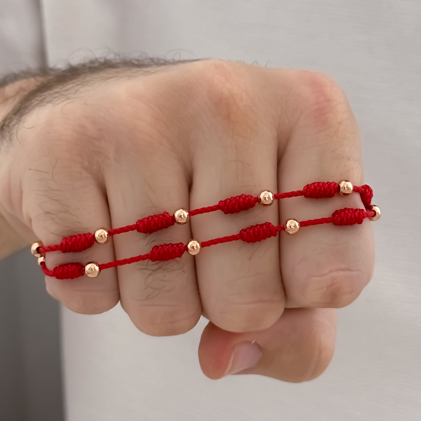 Juego de 2 Pulseras en Hilo Rojo de 7 Nudos en Oro Laminado 18k con Garantia de por vida