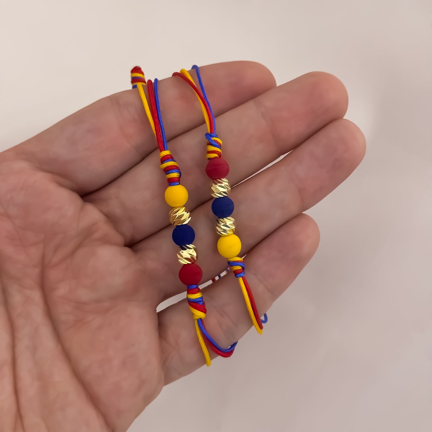 Hilo  de Selección Colombia  en Balin Italiano de 6mm en Oro Laminado 18k con Garantia de por vida