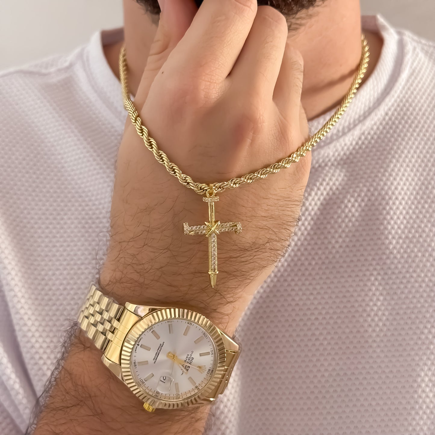 Cadena Tejido Lazo Siciliano 60cm de 5mm + Cruz Cristo Clavo Micro Circones + Reloj Rolex Replica 1.1 en Oro Laminado 18k con Garantía de por vida