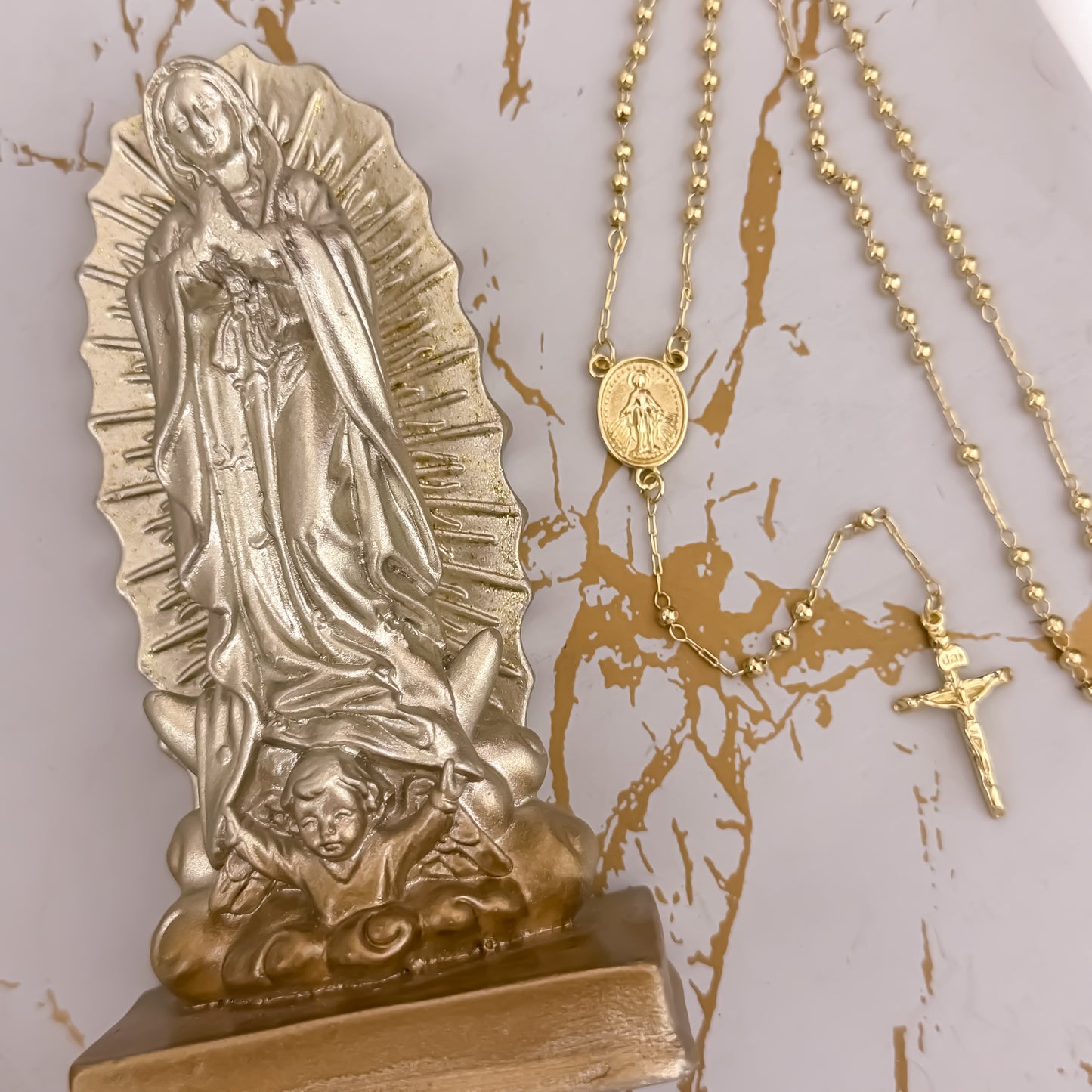 El Regalo para Mama Rosario de Virgen de Guadalupe de 45cm de 4mm en Oro Laminado 18k +Obsequio  Porcelana Virgen de Gudalupe + Novena