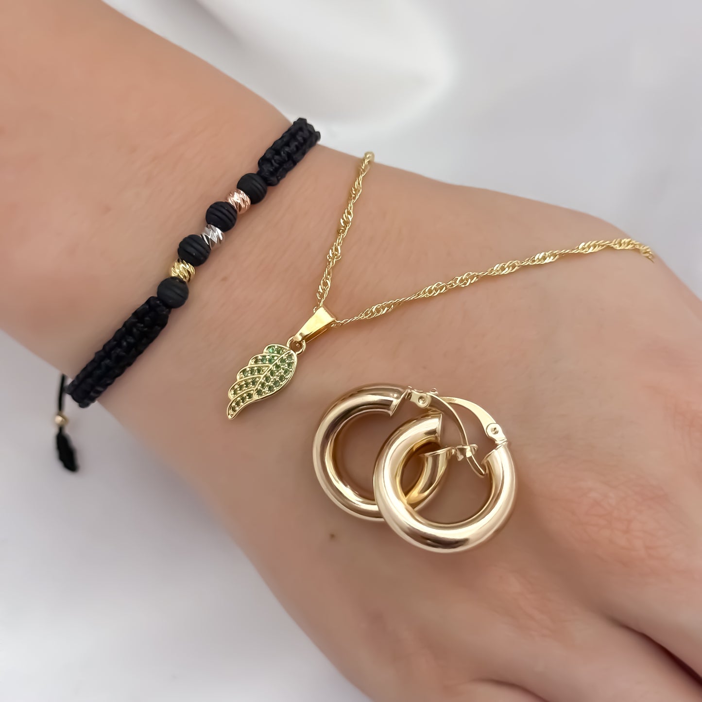 Cadena Tejido Singapur de Dama de 45cm + Alar con Circones Verde Esmeralda + Pulseras de 3 Oros Italiano + Candongas Tubular en Oro Laminado 18k con Garantia de por vida