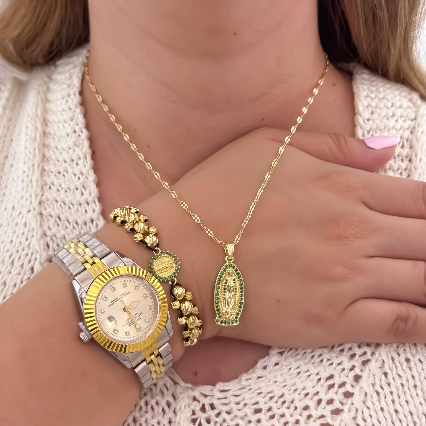 Cadena Tejido Crispeta de Dama de 45cm  + Virgen de Guadalupe Micro Circones Verde + Pulsera Guadalupe + Reloj Rolex Bicolor en Oro Laminado 18k con Garantia de por vida