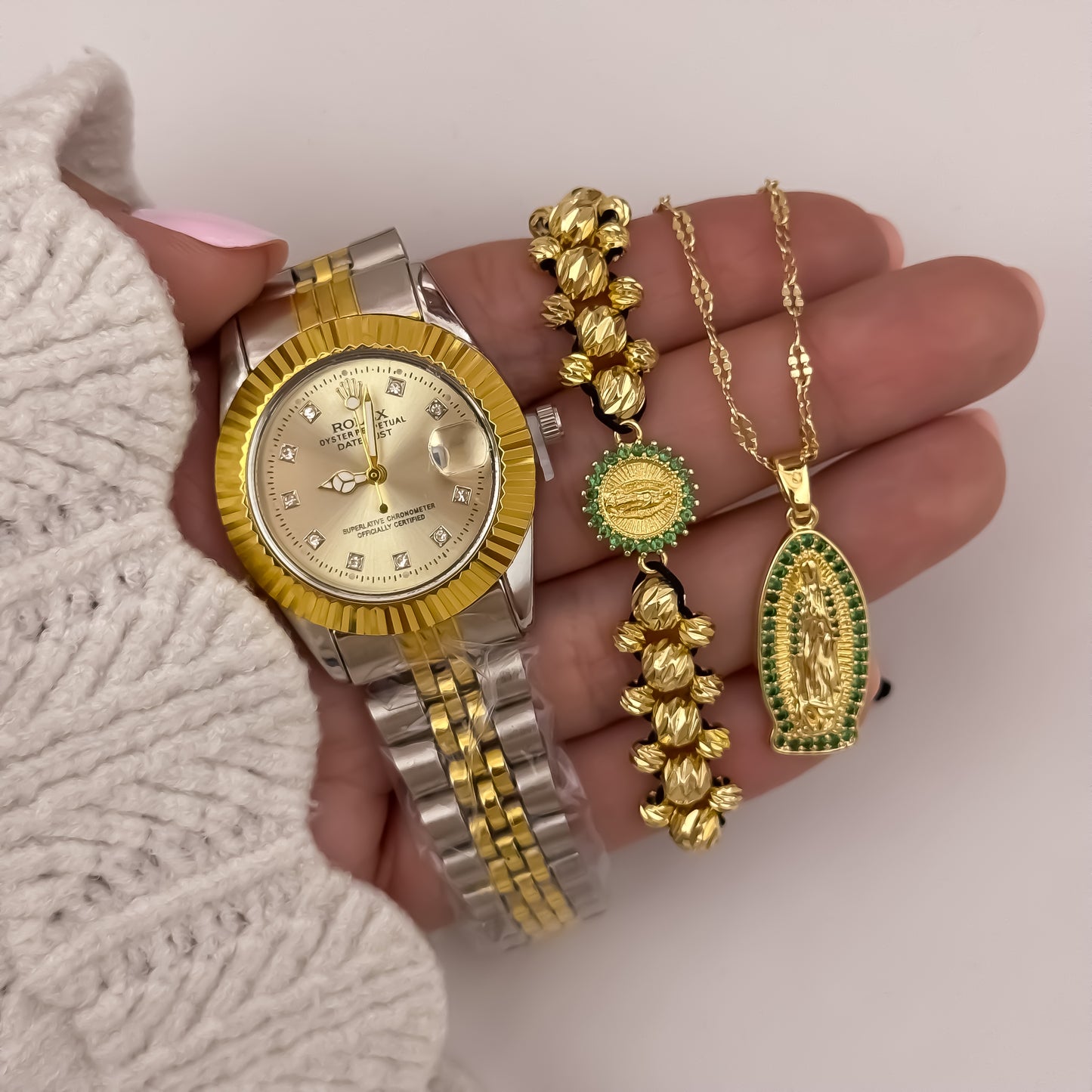Cadena Tejido Crispeta de Dama de 45cm  + Virgen de Guadalupe Micro Circones Verde + Pulsera Guadalupe + Reloj Rolex Bicolor en Oro Laminado 18k con Garantia de por vida