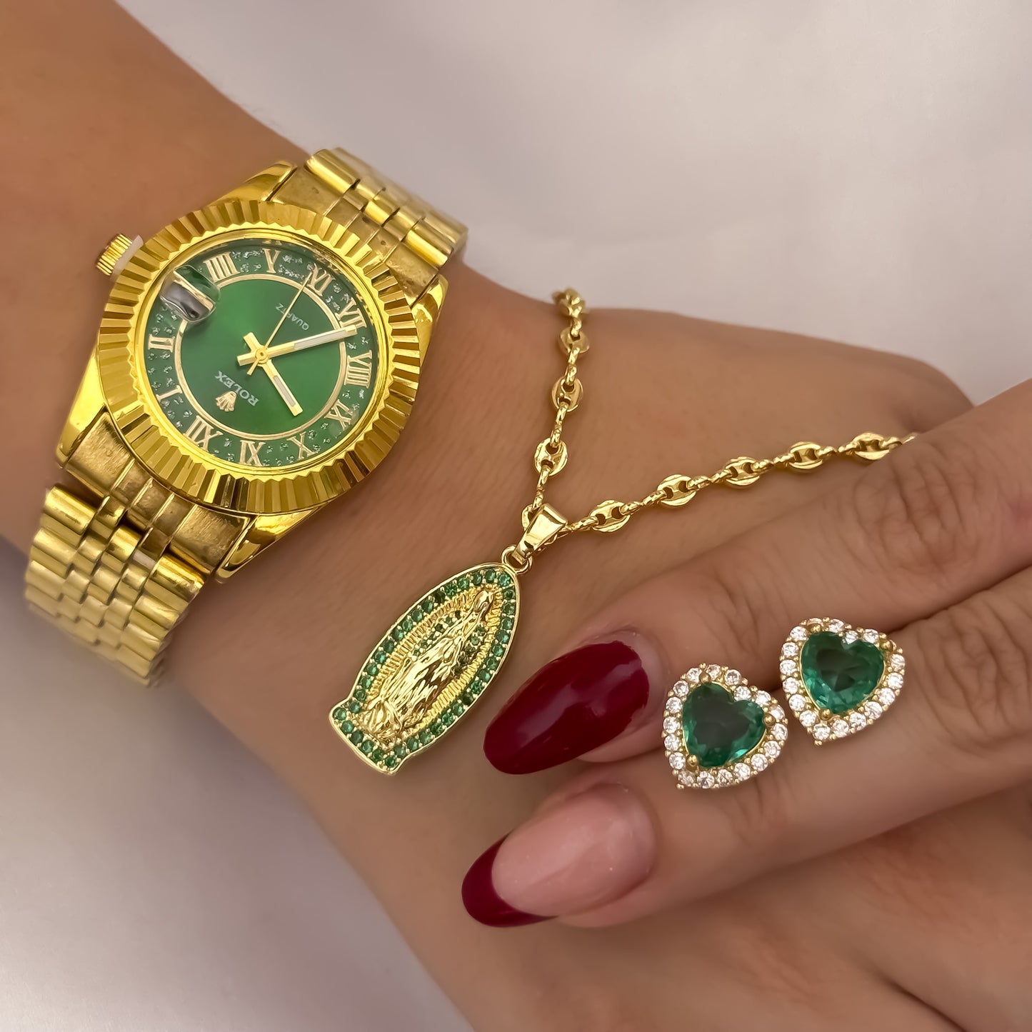 Cadena Tejido Gucci de Dama de 45cm de 3mm + Virgen de Guadalupe con Micro circones Verde Esmeralda + Topos Corazon Verde Esmeralda + Reloj Rolex de Dama en Oro Laminado 18k con Garantia de por vida