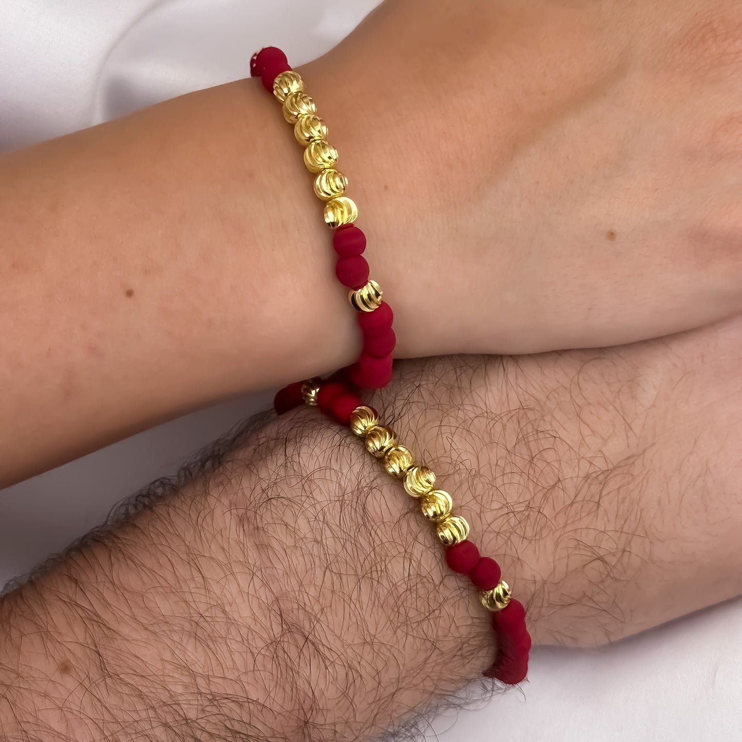 Promocion de 2 Pulseras Hijo Rojos en Balin Italiano de 6mm en Oro Laminado 18k con Garantía de por vida