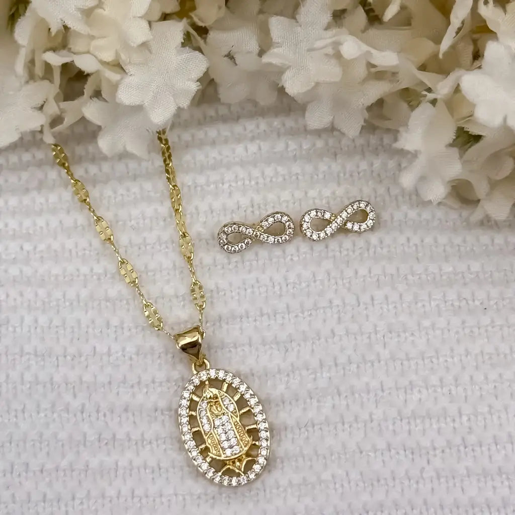 Cadena Tejido Crispeta de 45cm de Dama + Virgen Guadalupe de circones cristales en  Oro Laminado 18k con Garantia de por vida