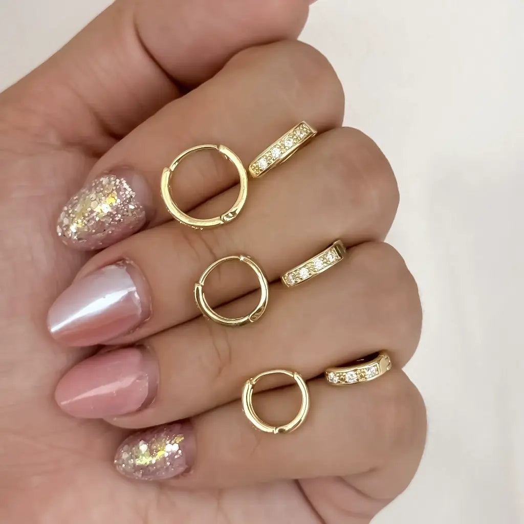 Juego de Candongas en Oro Laminado 18k - Pequeña, Mediana y Grande con Micro Circones en Oro Laminado 18k con Garantia de por vida