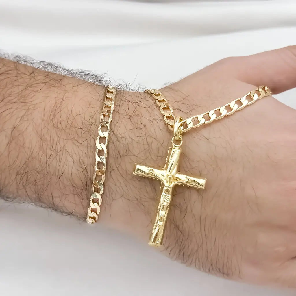 Juego de Cadena Cubana de 60cm de 4mm de Grosor + Cristo Madero + Pulsera Cubana de 20cm de 4mm de Grosor en Oro Laminado 18k con Garantia de por vida