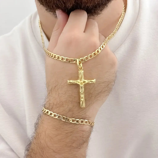 Juego de Cadena Cubana de 60cm de 4mm de Grosor + Cristo Madero + Pulsera Cubana de 20cm de 4mm de Grosor en Oro Laminado 18k con Garantia de por vida